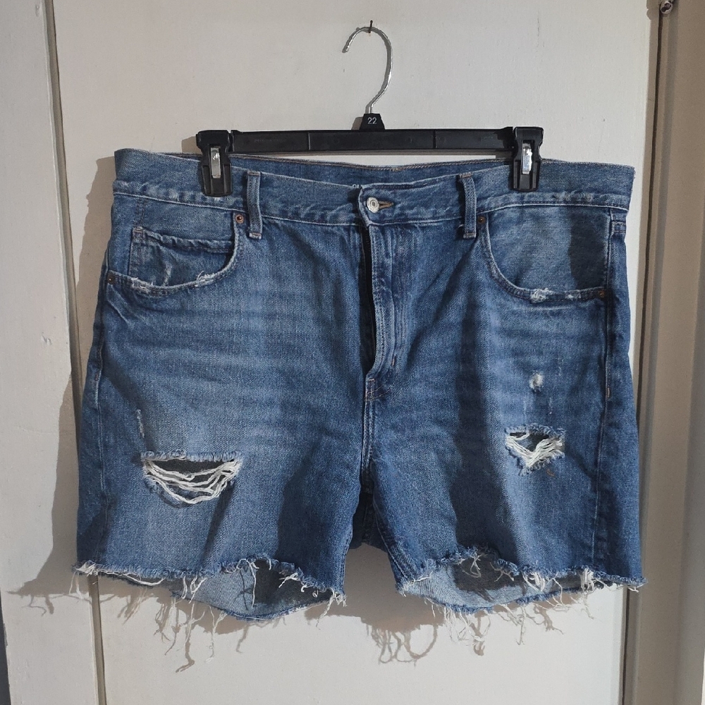 Old Navy Distressed Denim Shorts in Blue
